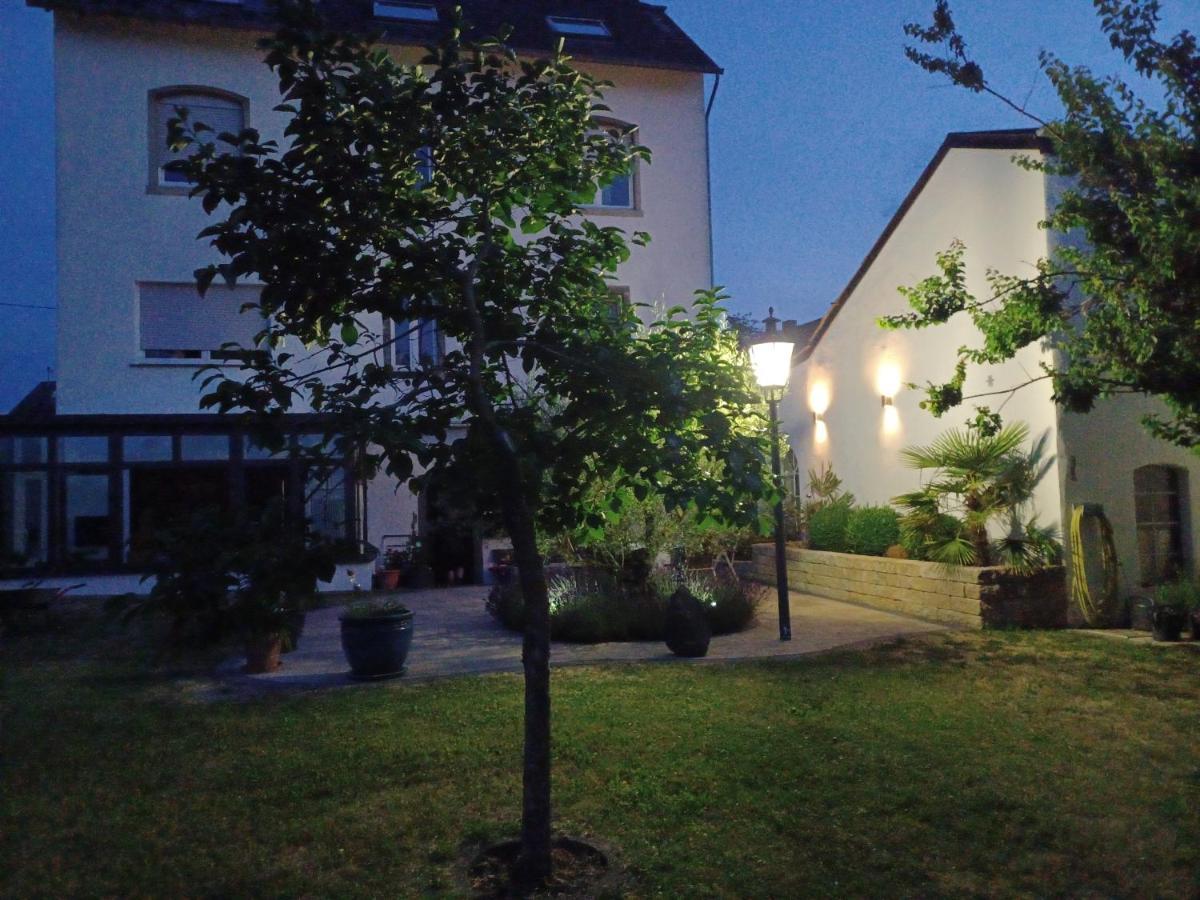Gaestehaus Frevel Munstermaifeld Екстер'єр фото